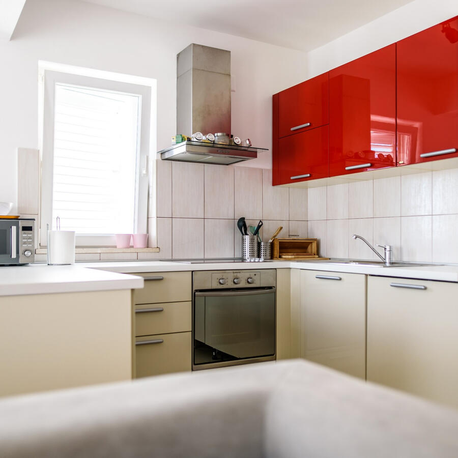 We hold the keys to SUMMER NIGHT!